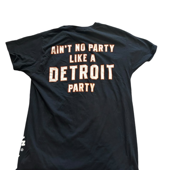 Kid Rock 2011 Tour Detroit Shirt - Picture 5 of 7